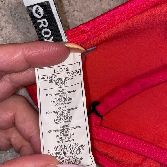 Roxy Ruffle Bikini *TOP ONLY* - Picture 4 of 4